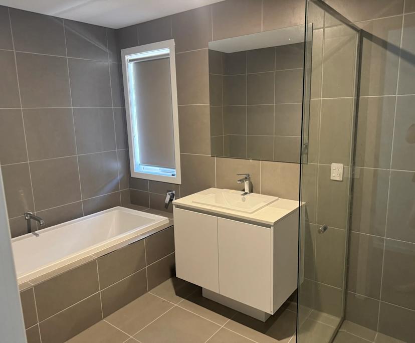 $280, Share-house, 4 bathrooms, Berwick VIC 3806