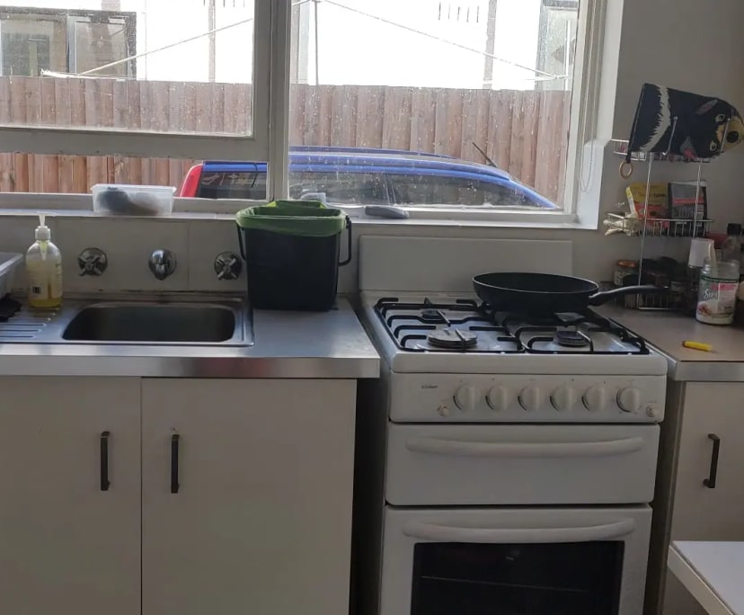 $280, Flatshare, 2 bathrooms, St Kilda VIC 3182