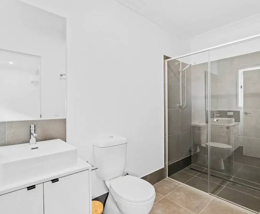 $320, Share-house, 3 bathrooms, White Rock QLD 4306