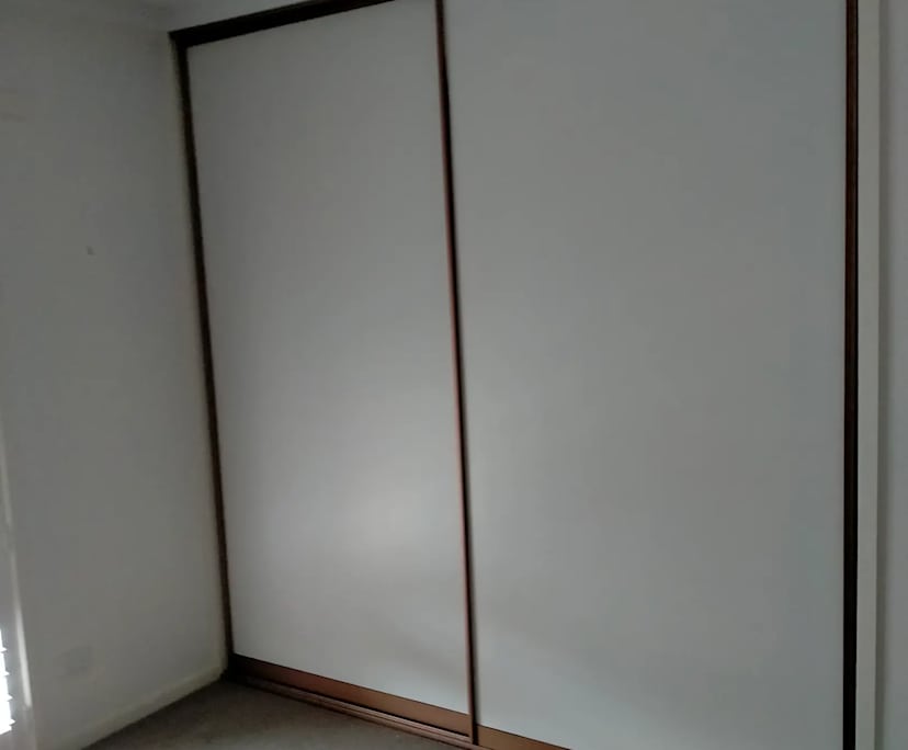 Unfurnished room in a flatshare