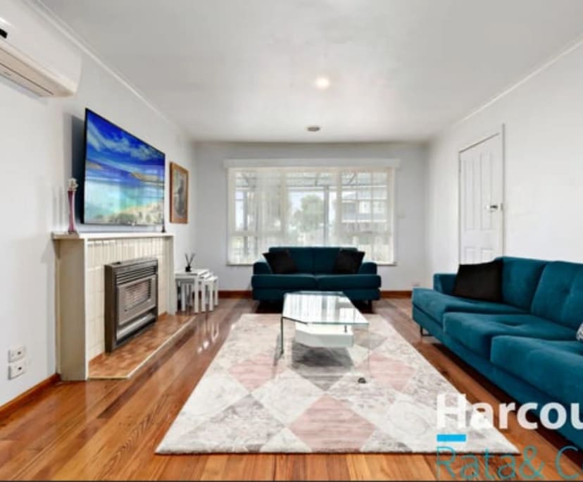 Unfurnished room in a share house