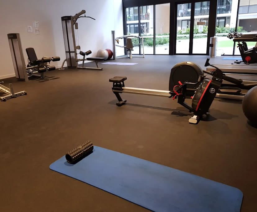 $1,350, Whole-property, 2 bathrooms, Mascot NSW 2020