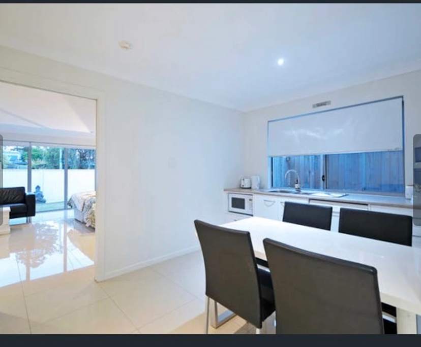 Unfurnished room with own bathroom