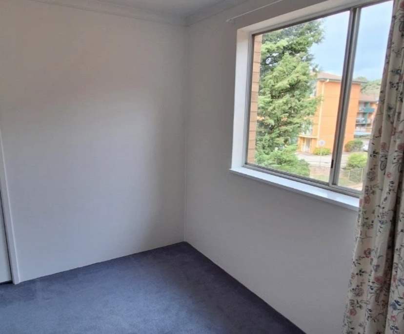 $320, Flatshare, 2 bathrooms, Crestwood NSW 2620