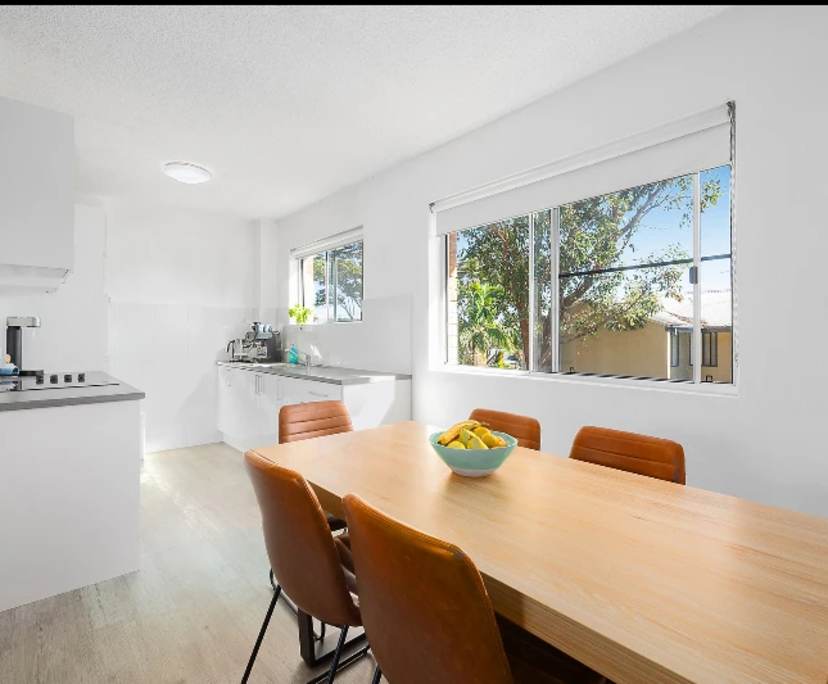 Unfurnished room in a flatshare