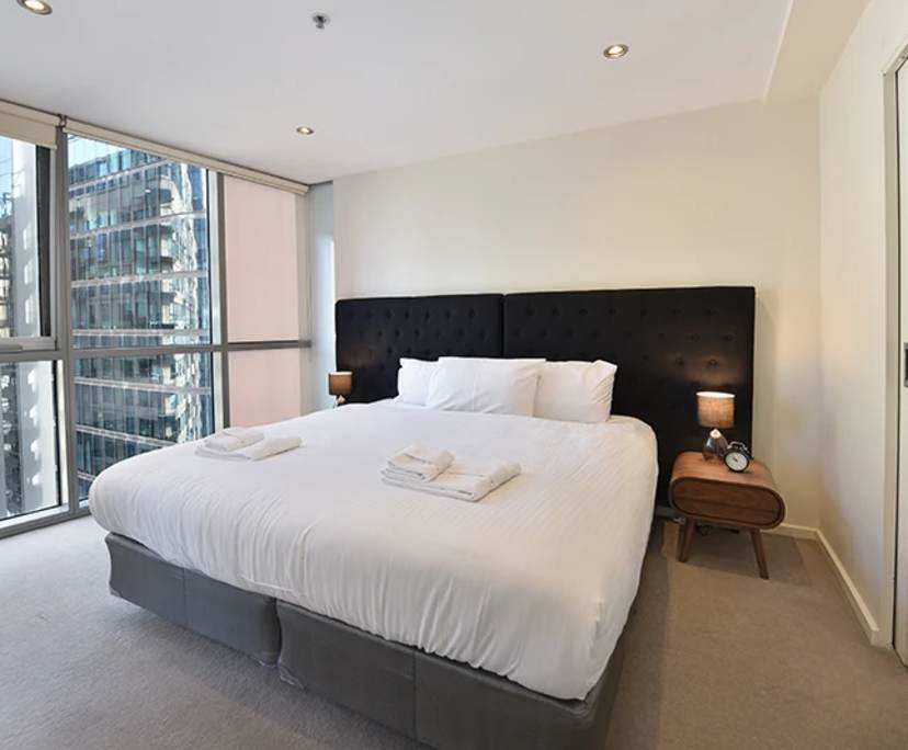 $1,250, Whole-property, 2 bathrooms, Melbourne VIC 3000