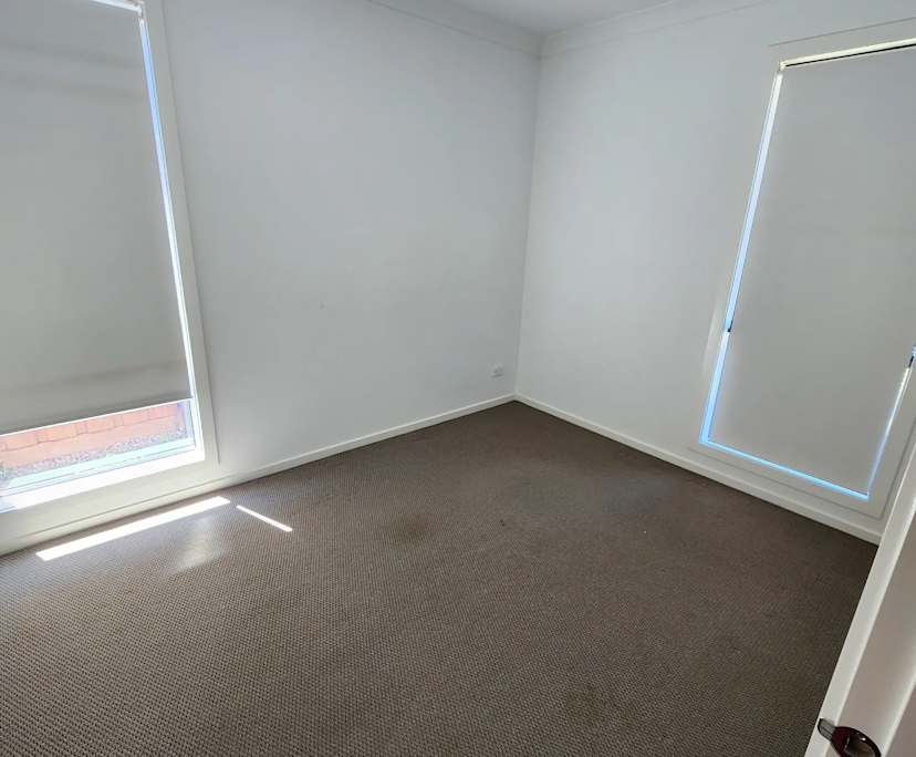 Unfurnished room in a share house