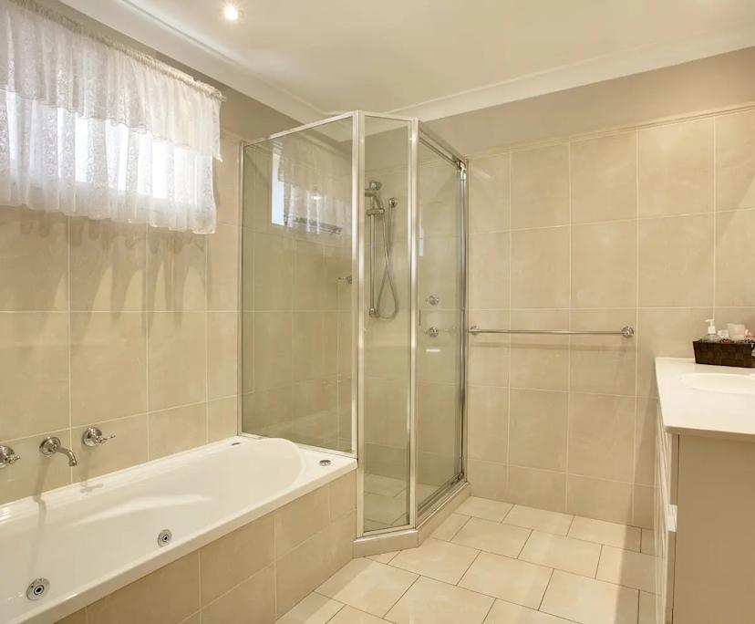 $300-370, Share-house, 3 rooms, Glenfield NSW 2167, Glenfield NSW 2167