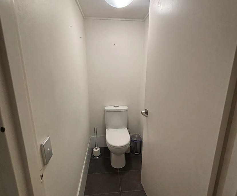 $465, Flatshare, 2 bathrooms, Mermaid Beach QLD 4218