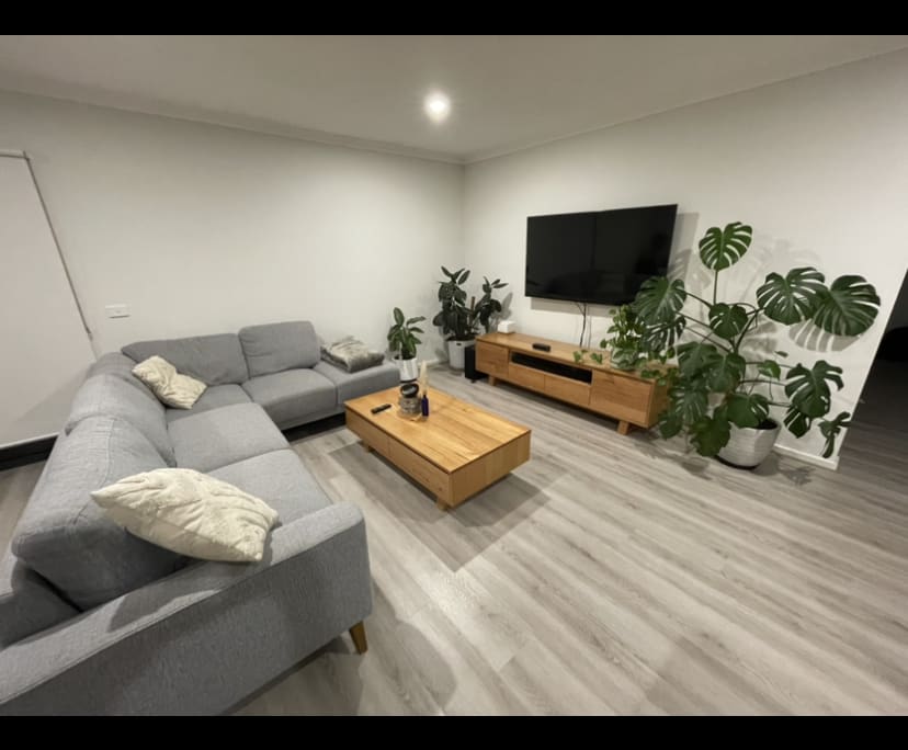 Unfurnished room in a share house