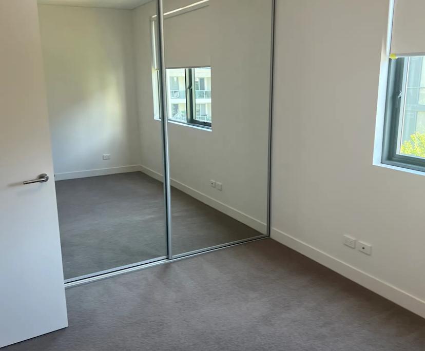 Unfurnished room with own bathroom