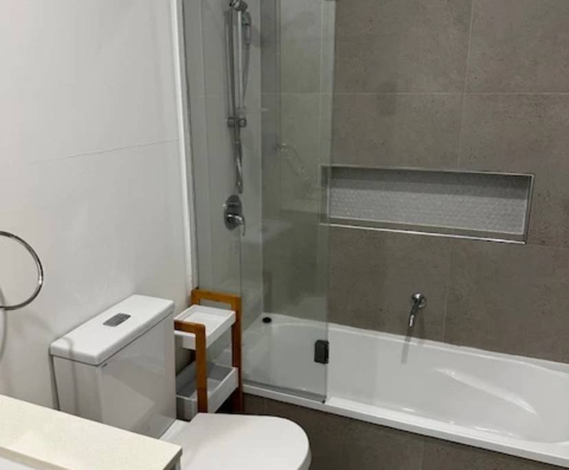 $340-360, Student-accommodation, 2 rooms, Robina QLD 4226, Robina QLD 4226