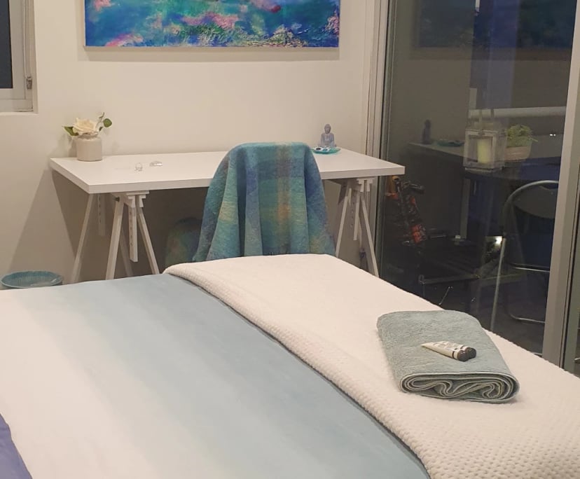 Furnished room with own bathroom
