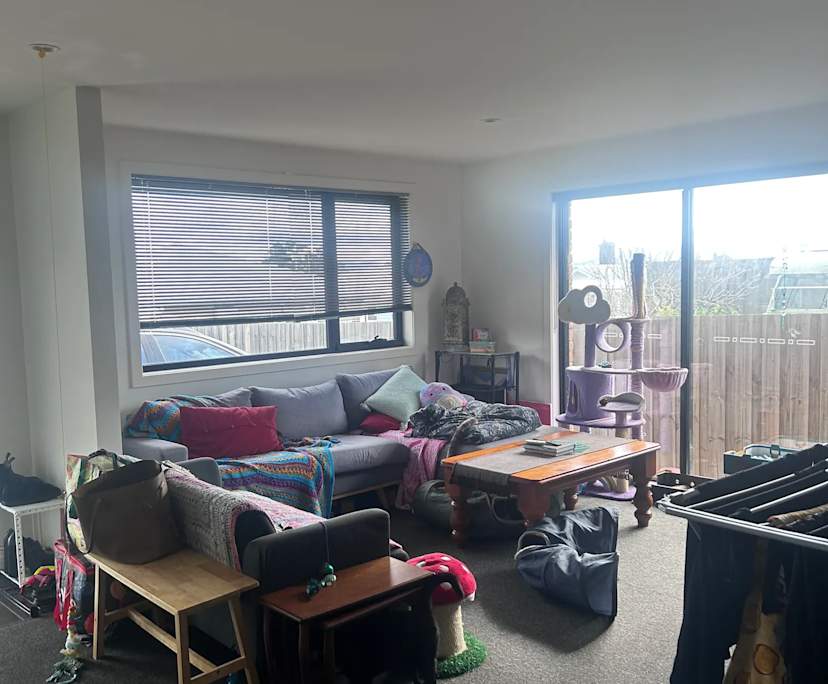 propertyImage