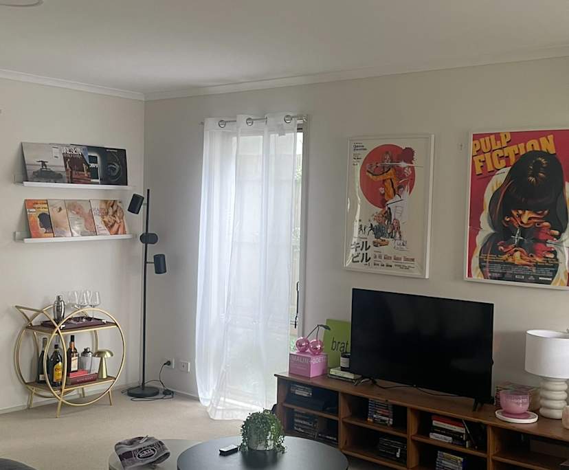 Unfurnished room in a share house