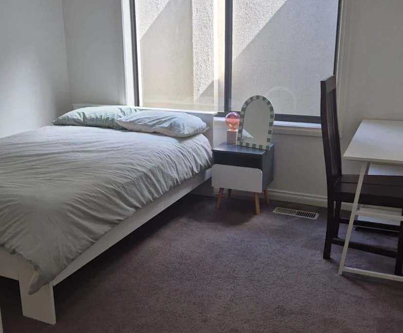 Furnished room with own bathroom