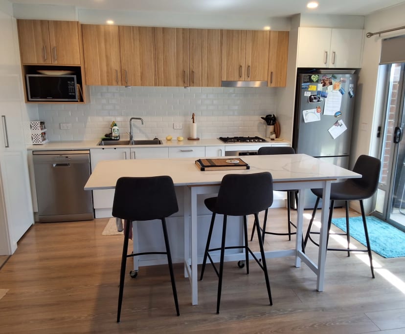 $290, Share-house, 3 bathrooms, Oaks Estate ACT 2620