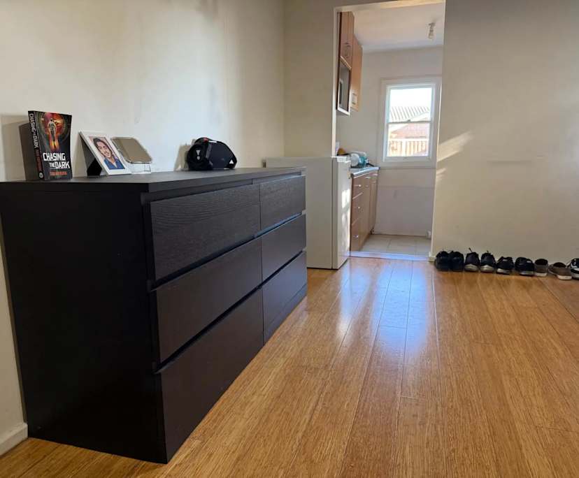 Furnished room granny flat for rent