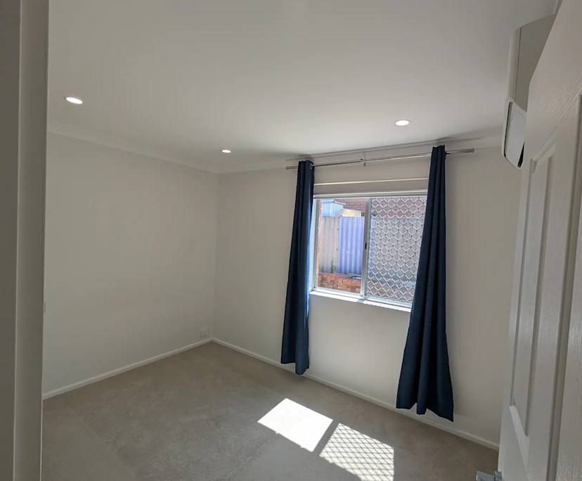 Unfurnished room in a share house