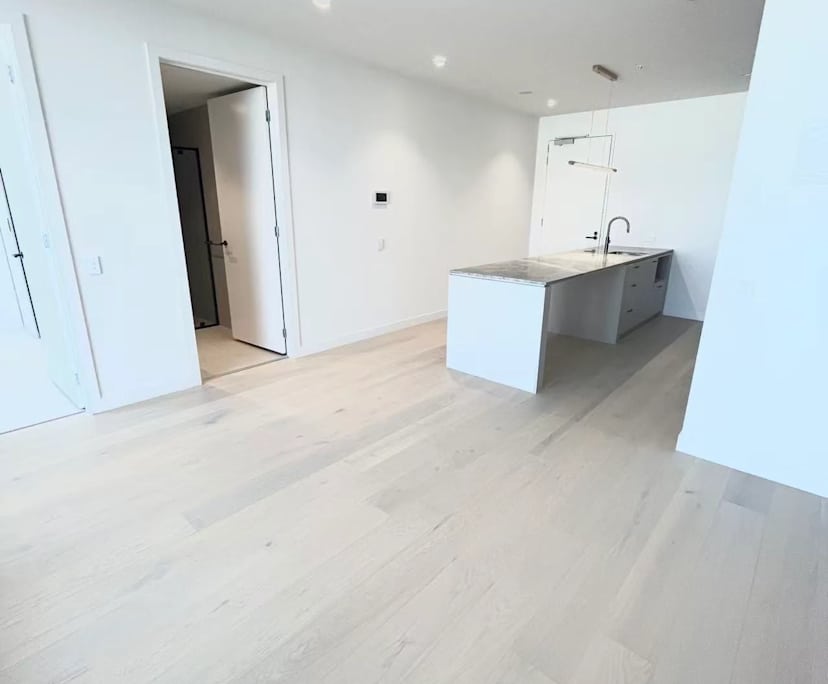 $570, 1-bed, 1 bathroom, Murrumbeena VIC 3163