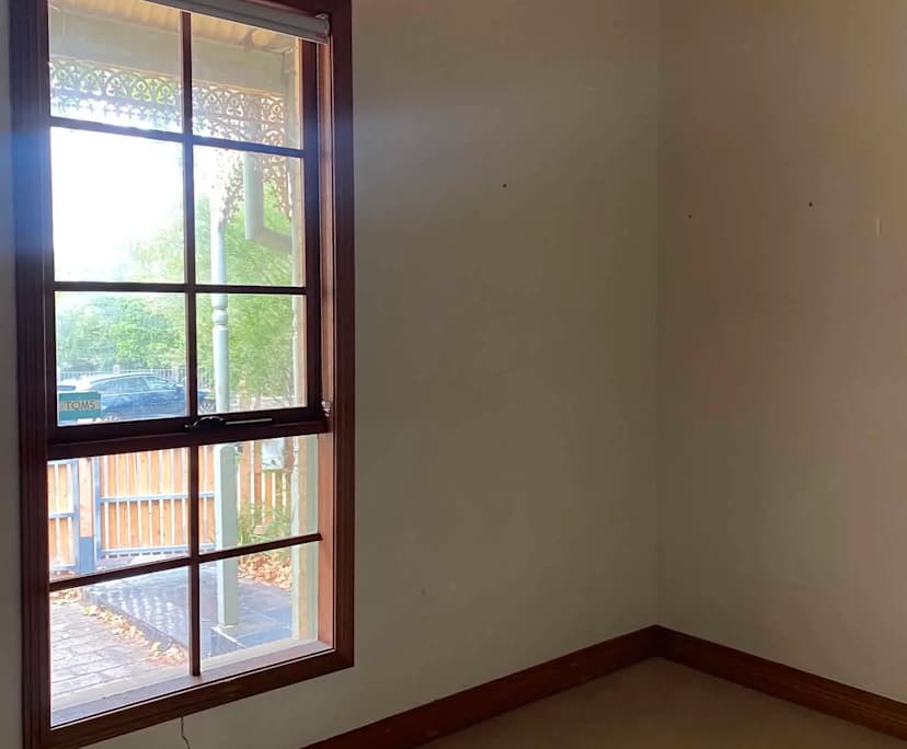 Unfurnished room in a share house