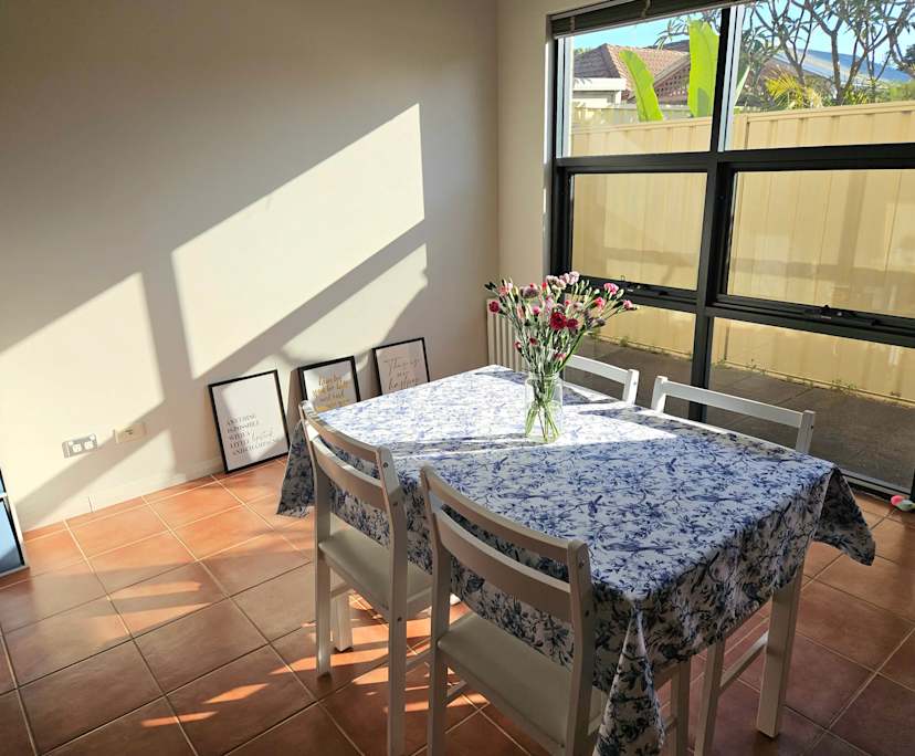 Room in a share house