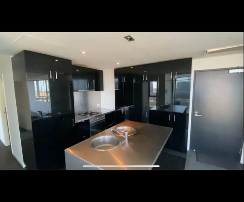 $400, Flatshare, 3 bathrooms, Docklands VIC 3008