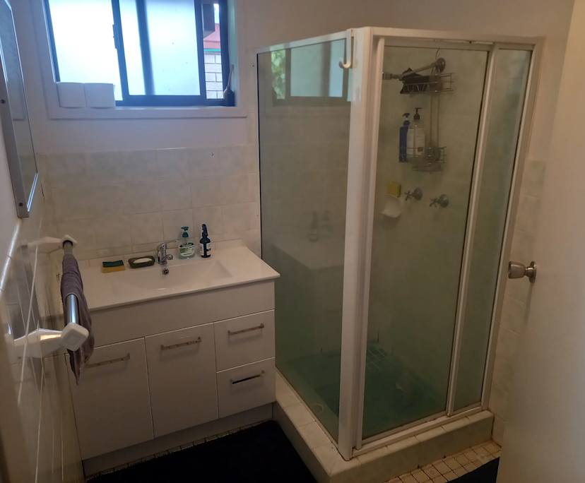 $300, Flatshare, 3 bathrooms, Ocean Shores NSW 2483