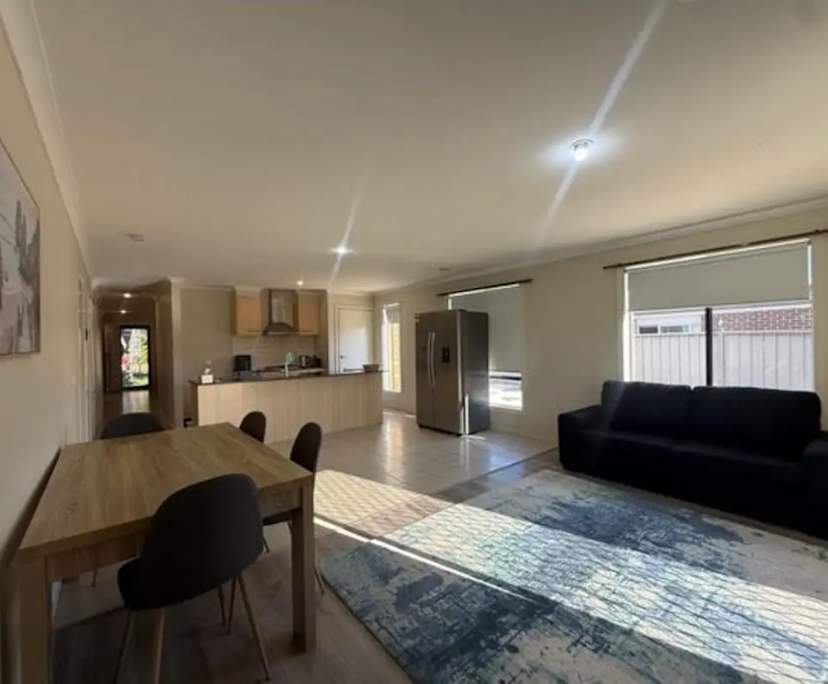 $225, Share-house, 4 bathrooms, Deer Park VIC 3023