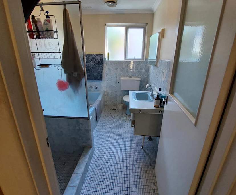 Unfurnished room in a share house