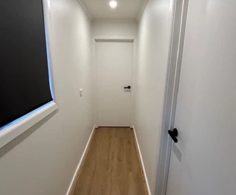 $300, Share-house, 6 bathrooms, Sunbury VIC 3429