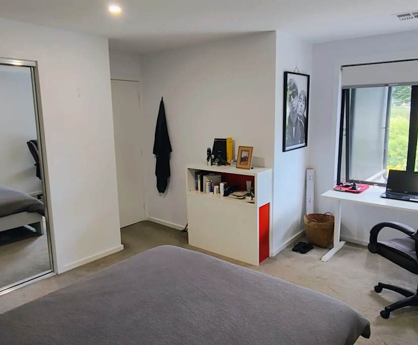 Unfurnished room in a share house