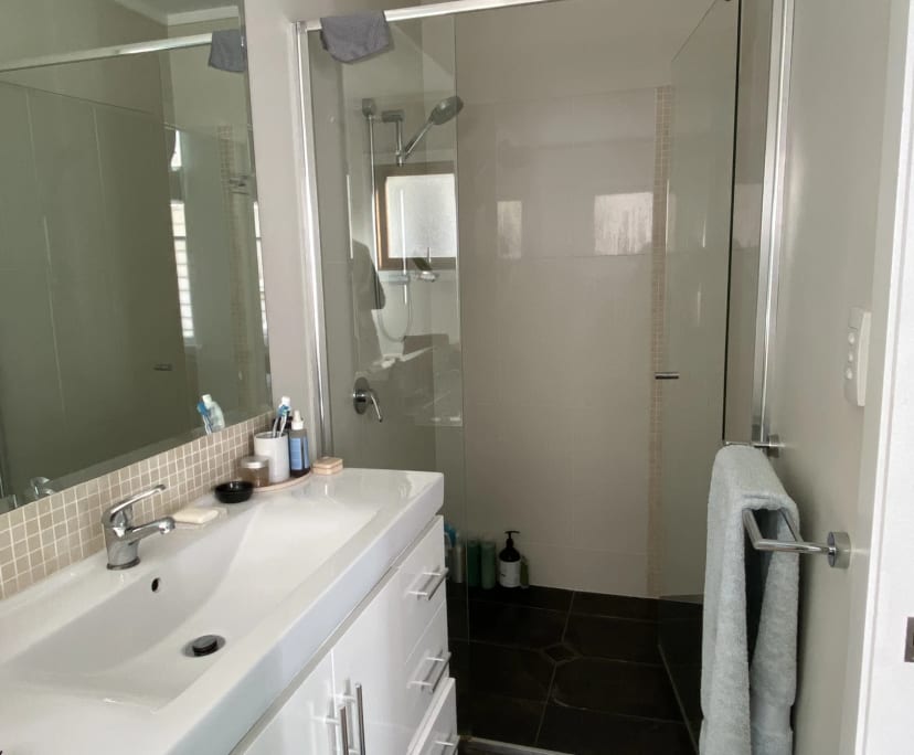 $233, Share-house, 3 bathrooms, Annerley QLD 4103