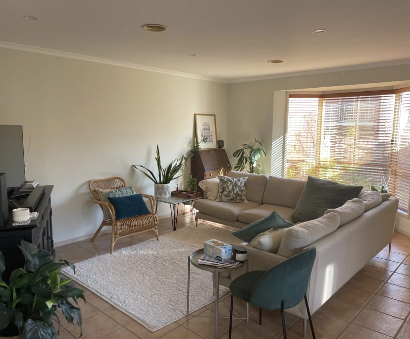 Unfurnished room in a share house
