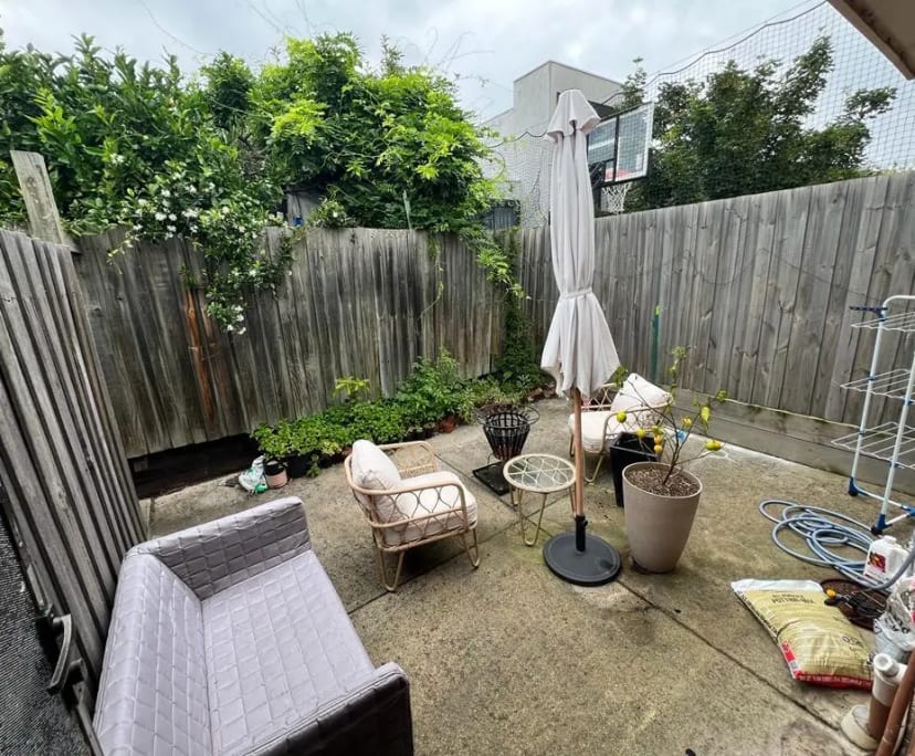 Room for Rent in Albert Park, Melbourne 277, Unfu...