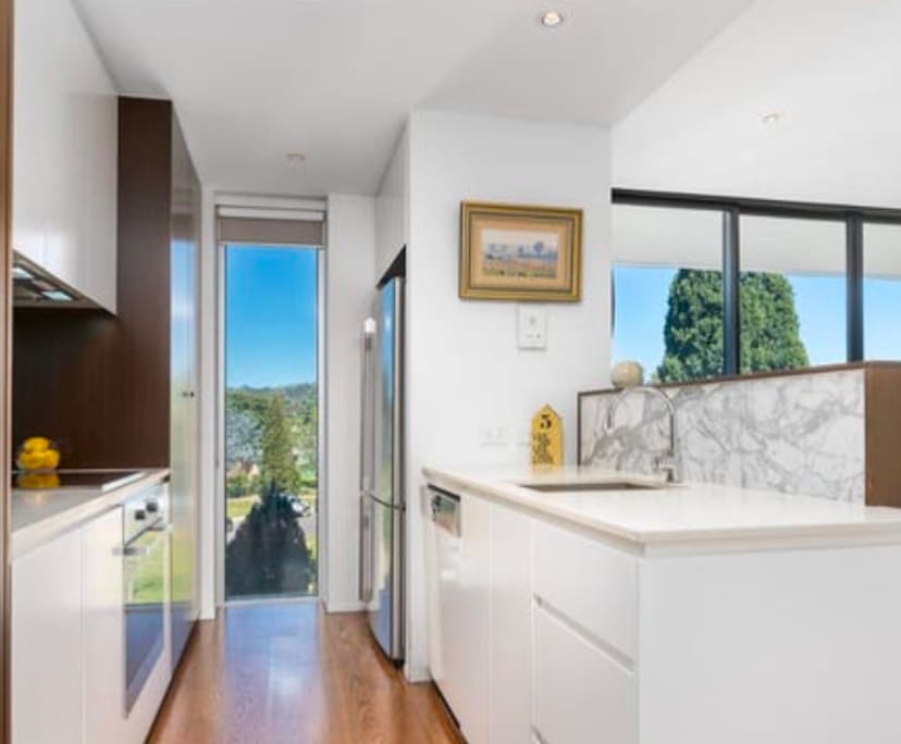 Unfurnished room with ensuite in a flatshare