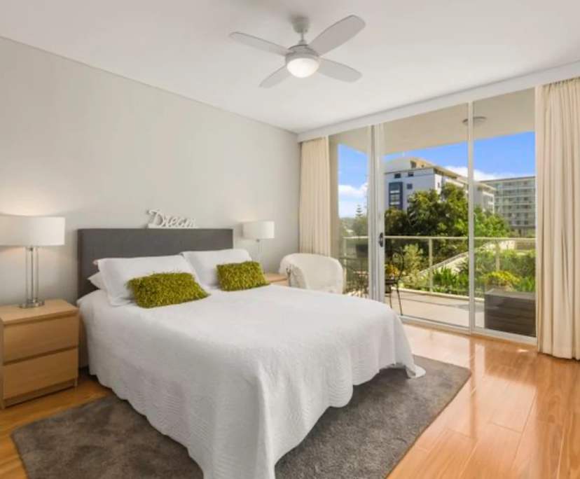 Unfurnished room with ensuite in a flatshare