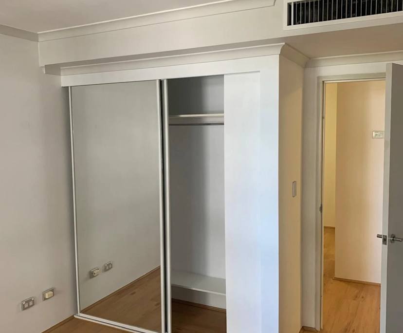 Unfurnished room with own bathroom