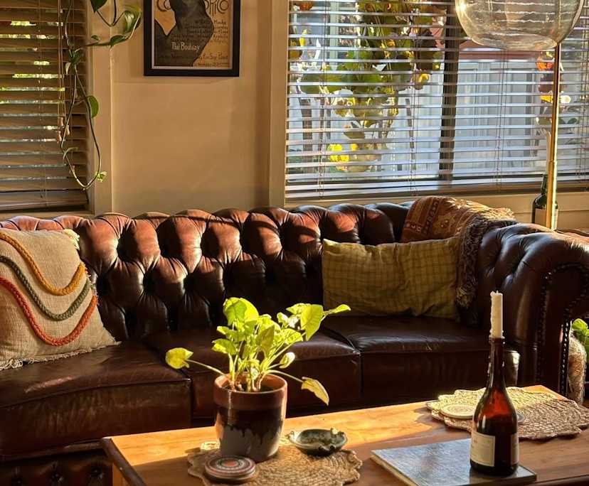 Room in a share house