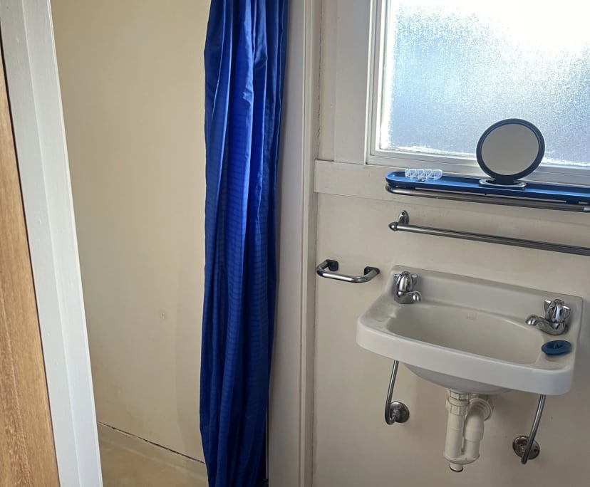 $230, Granny-flat, 1 bathroom, Mowbray TAS 7248