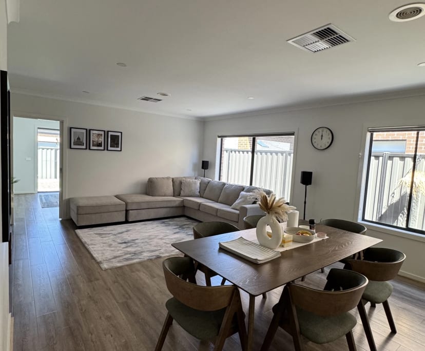 $350, Share-house, 3 bathrooms, Kalkallo VIC 3064