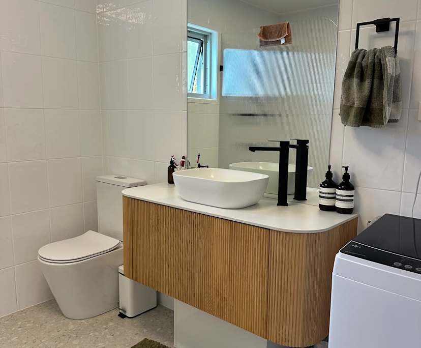 $380, Flatshare, 2 bathrooms, Currumbin QLD 4223