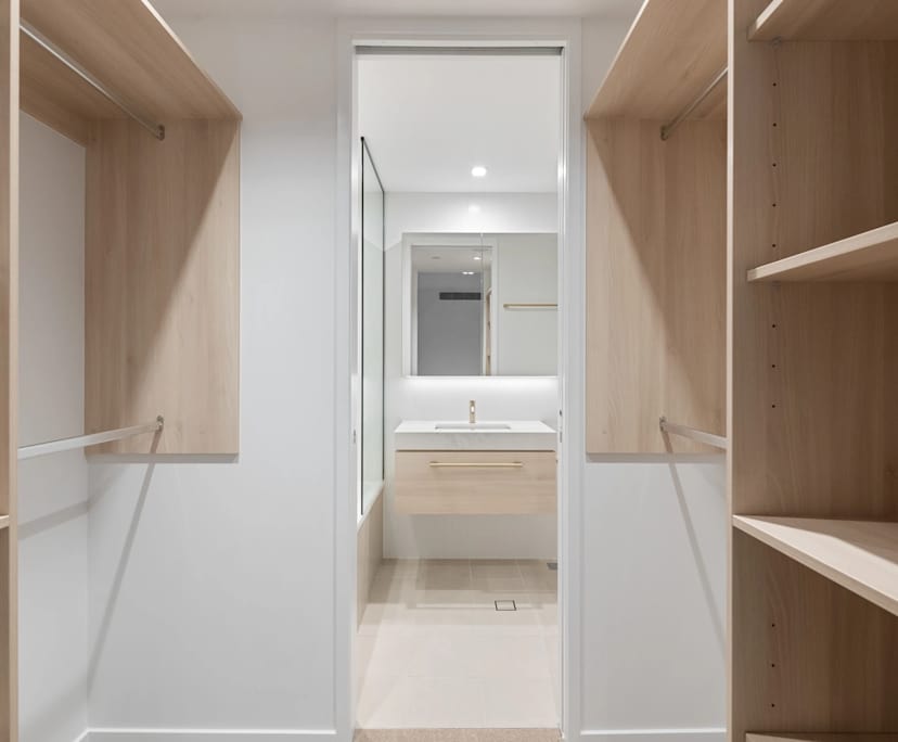 $500, Flatshare, 2 bathrooms, Newstead QLD 4006