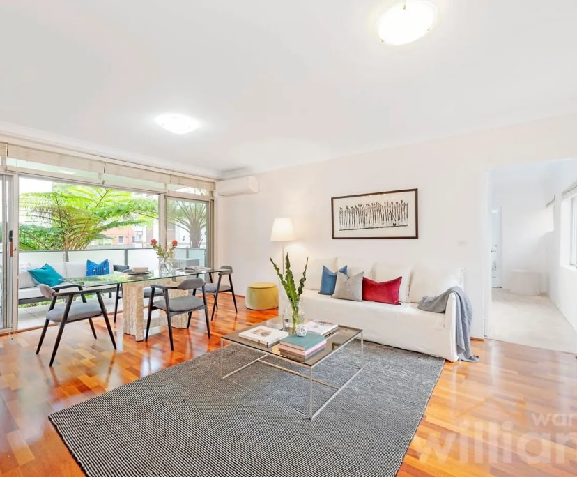 Unfurnished room in a flatshare