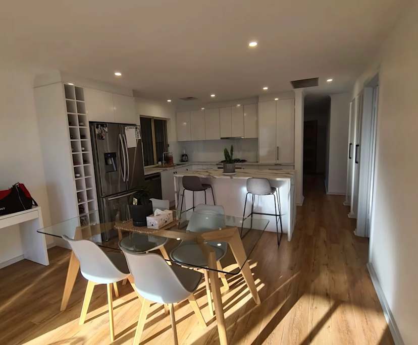 Whole property with 3 rooms for rent