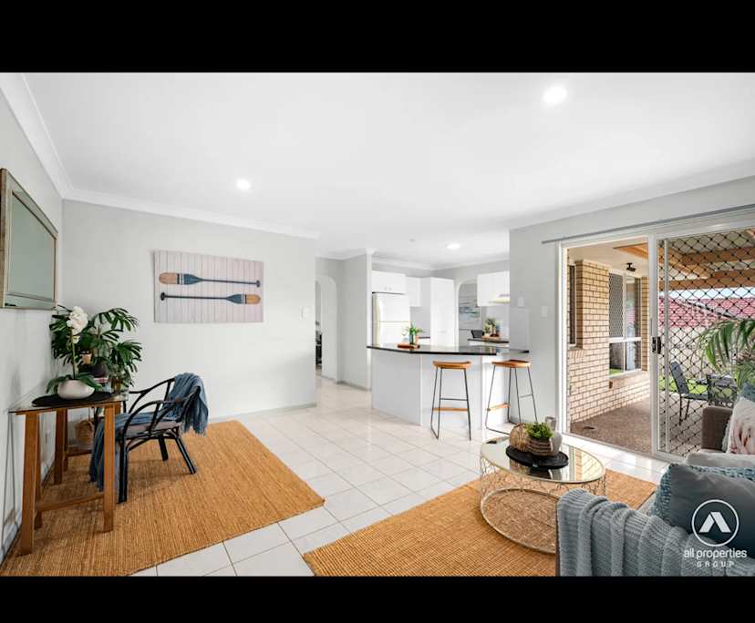 $240, Share-house, 3 bathrooms, Regents Park QLD 4118