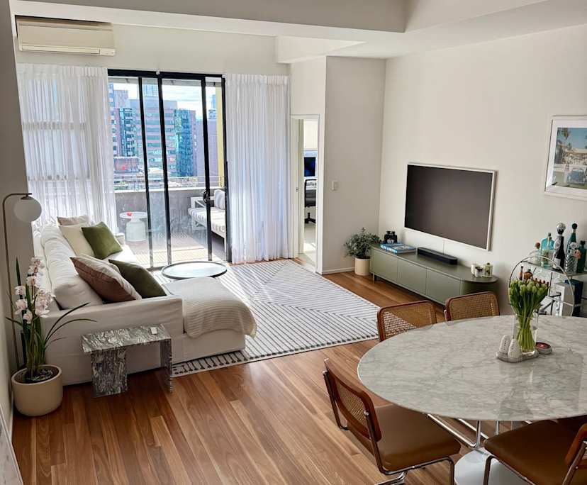 Room with ensuite in a share house