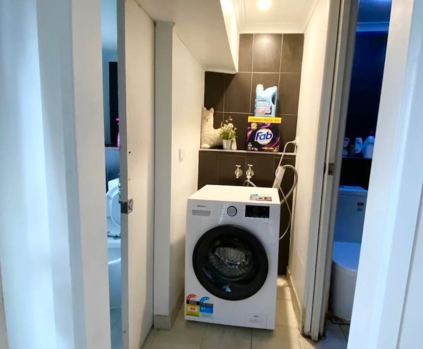 $290, Share-house, 3 bathrooms, Flemington VIC 3031