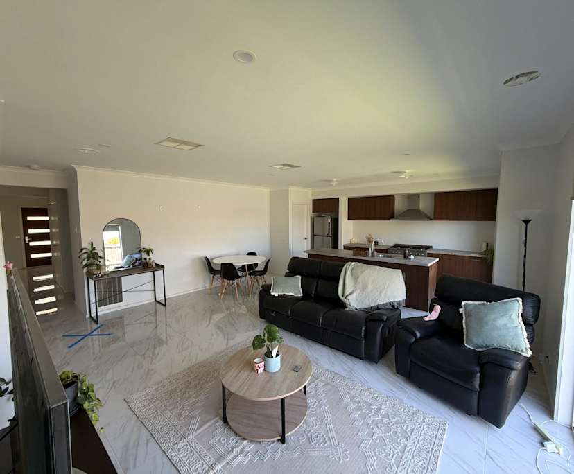 Unfurnished room in a share house