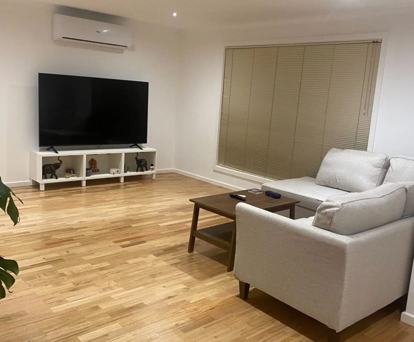 Room in a share house